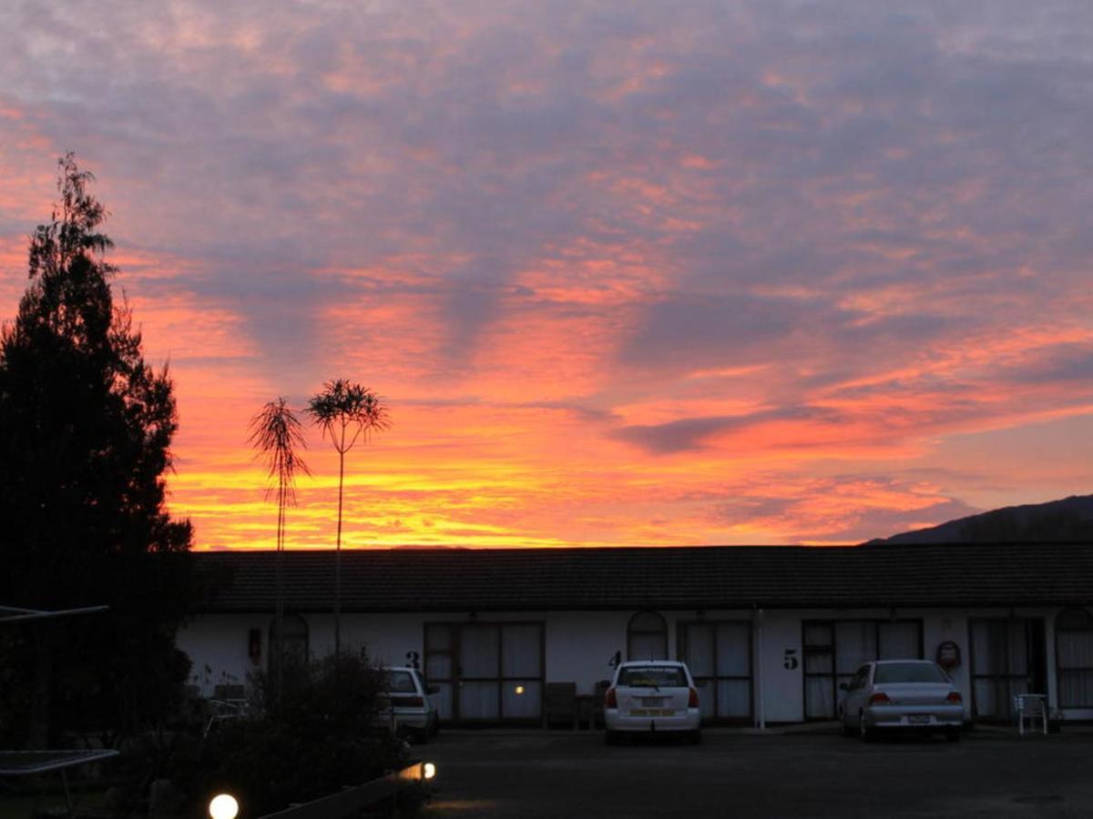 Buller Bridge Motel Westport Exterior foto